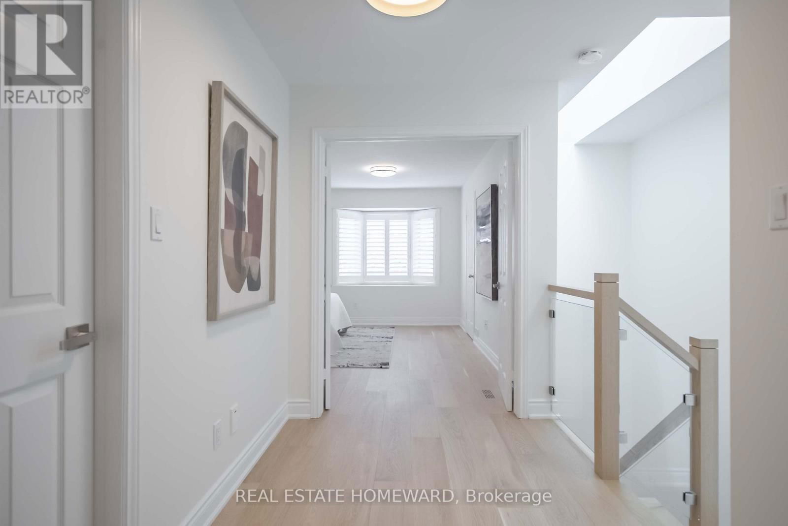2 - 2314 MARINE DRIVE Image 16