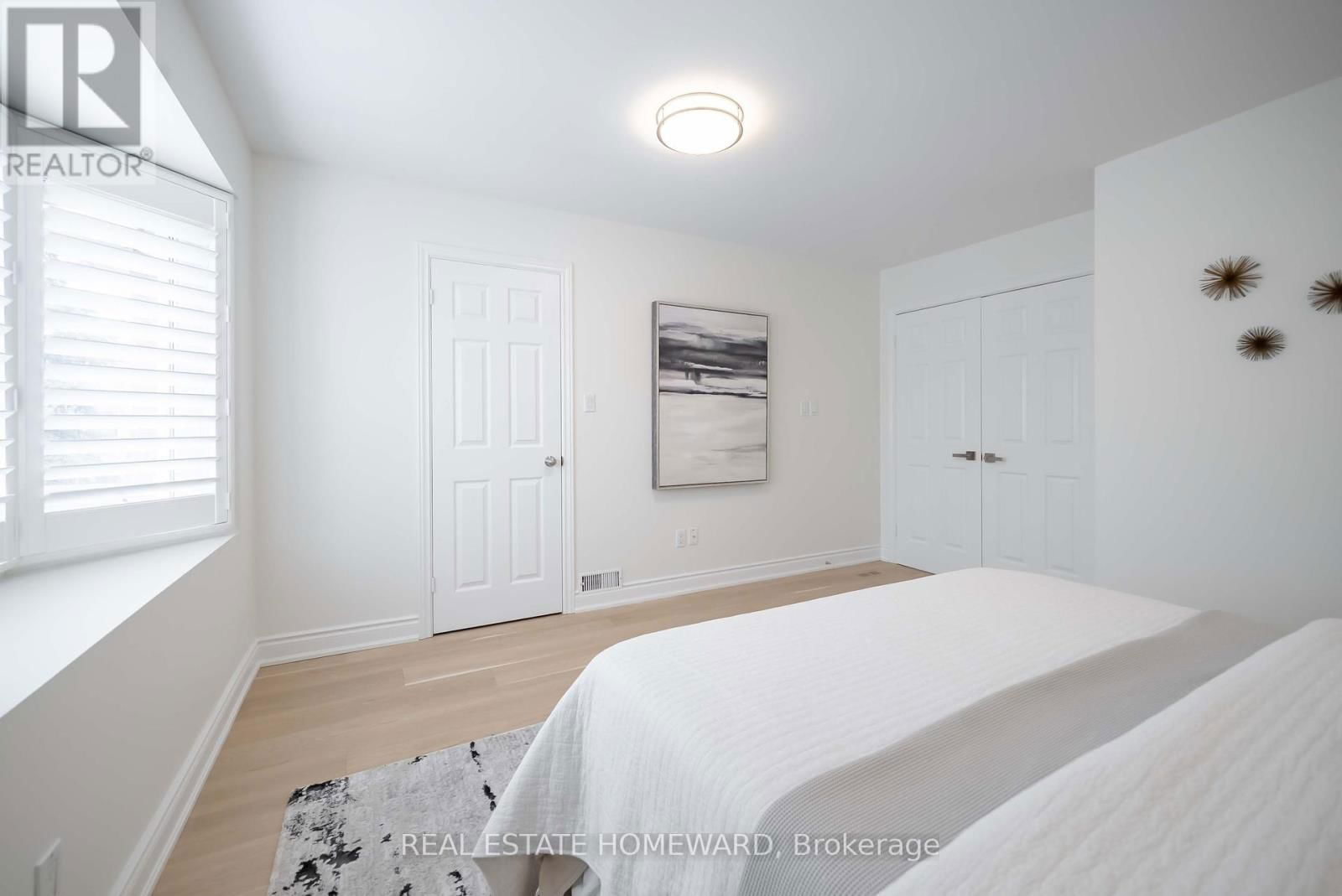 2 - 2314 MARINE DRIVE Image 19