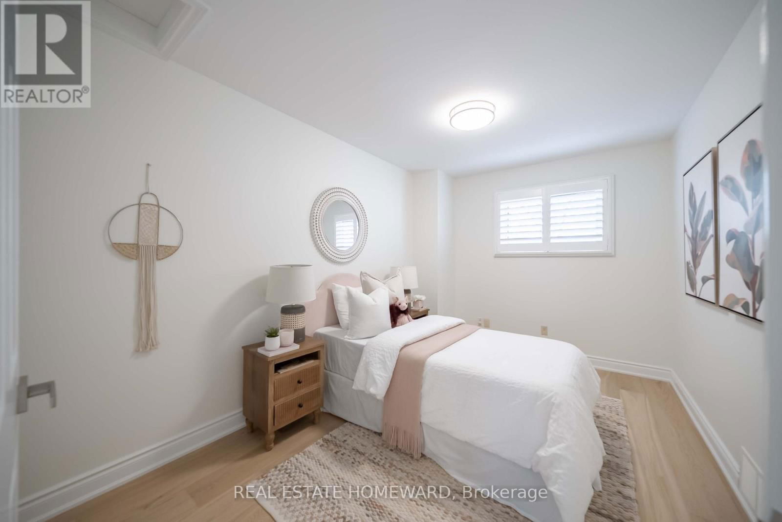 2 - 2314 MARINE DRIVE Image 22