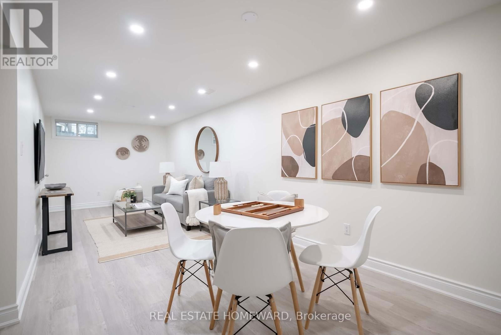2 - 2314 MARINE DRIVE Image 29