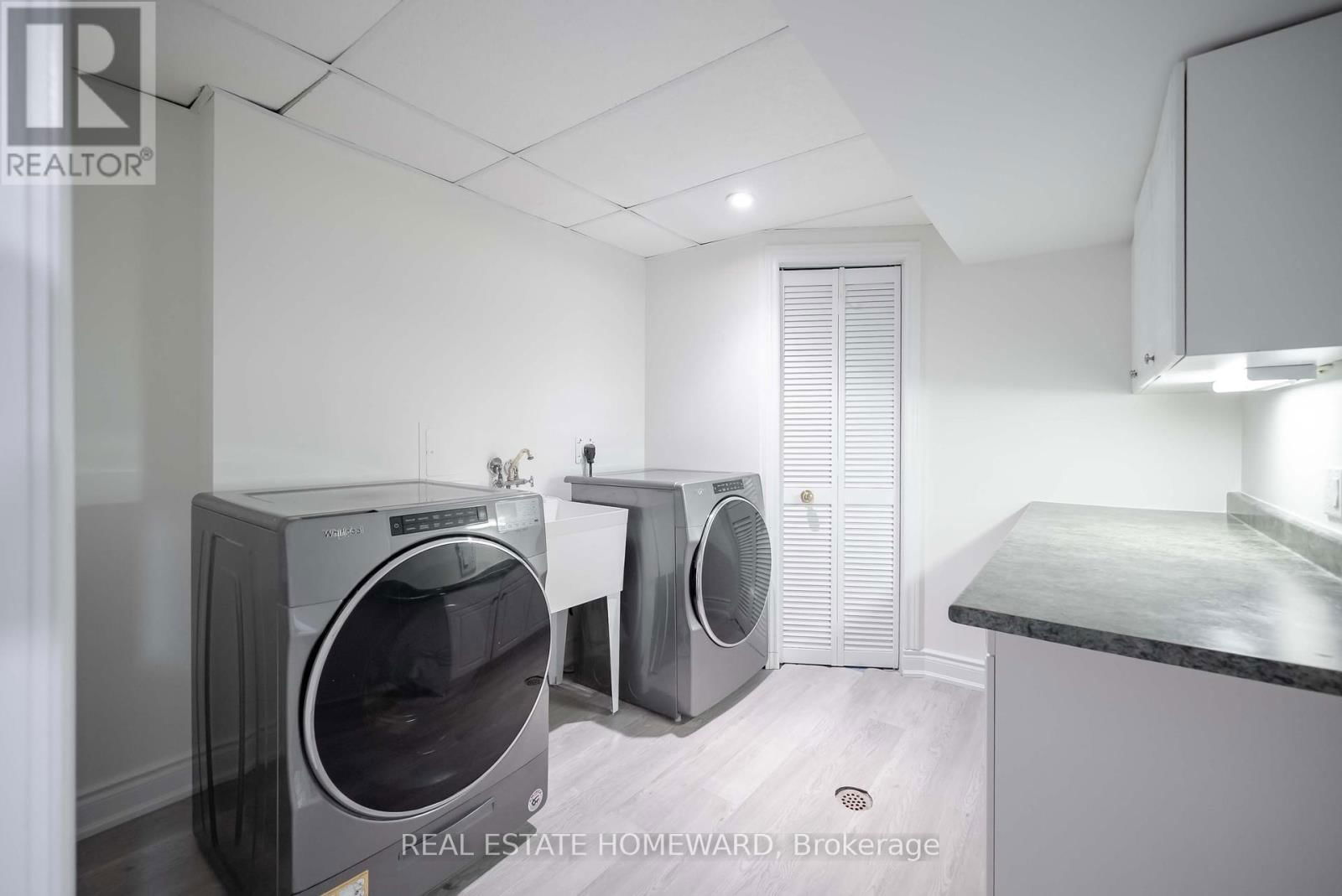 2 - 2314 MARINE DRIVE Image 33