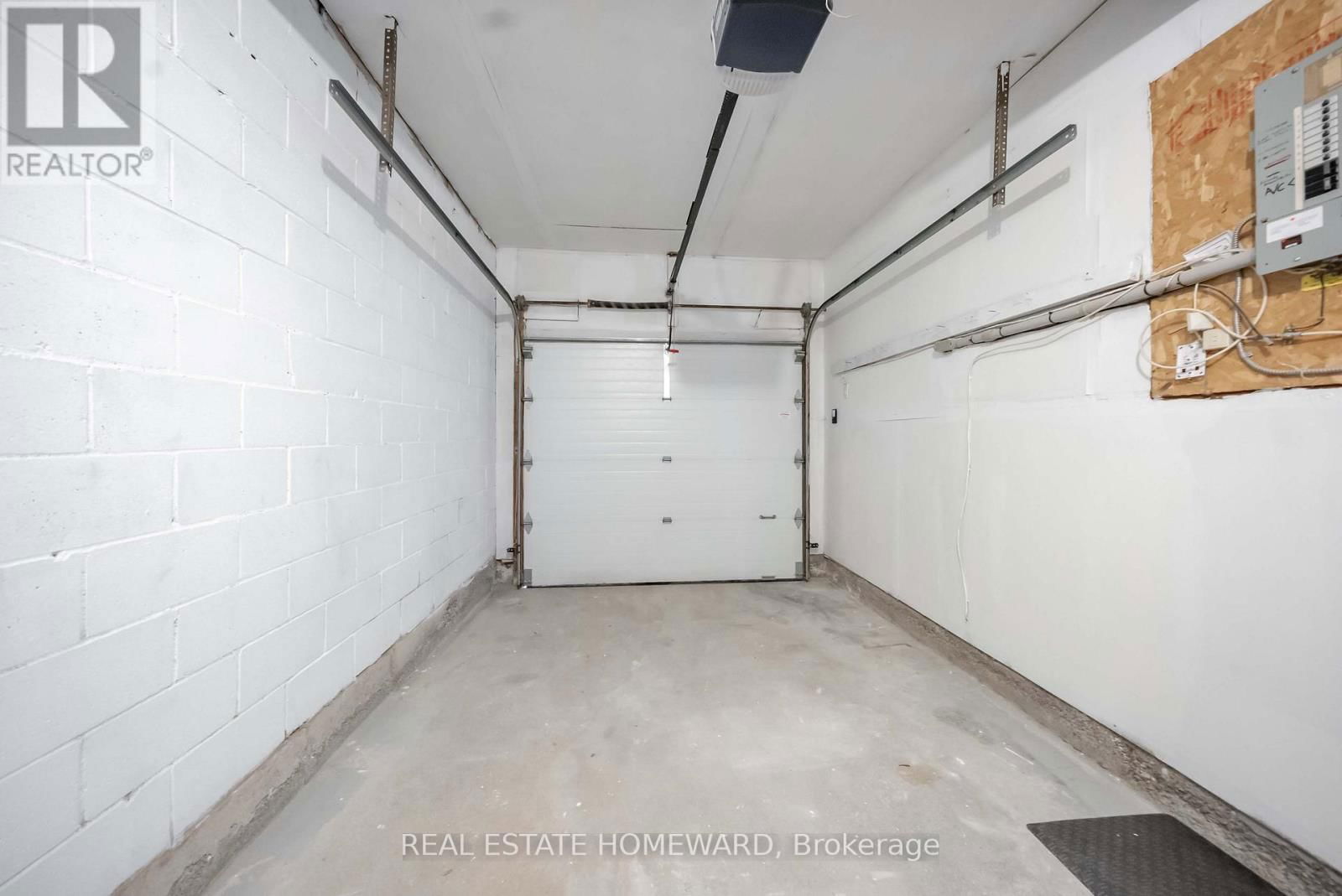 2 - 2314 MARINE DRIVE Image 34