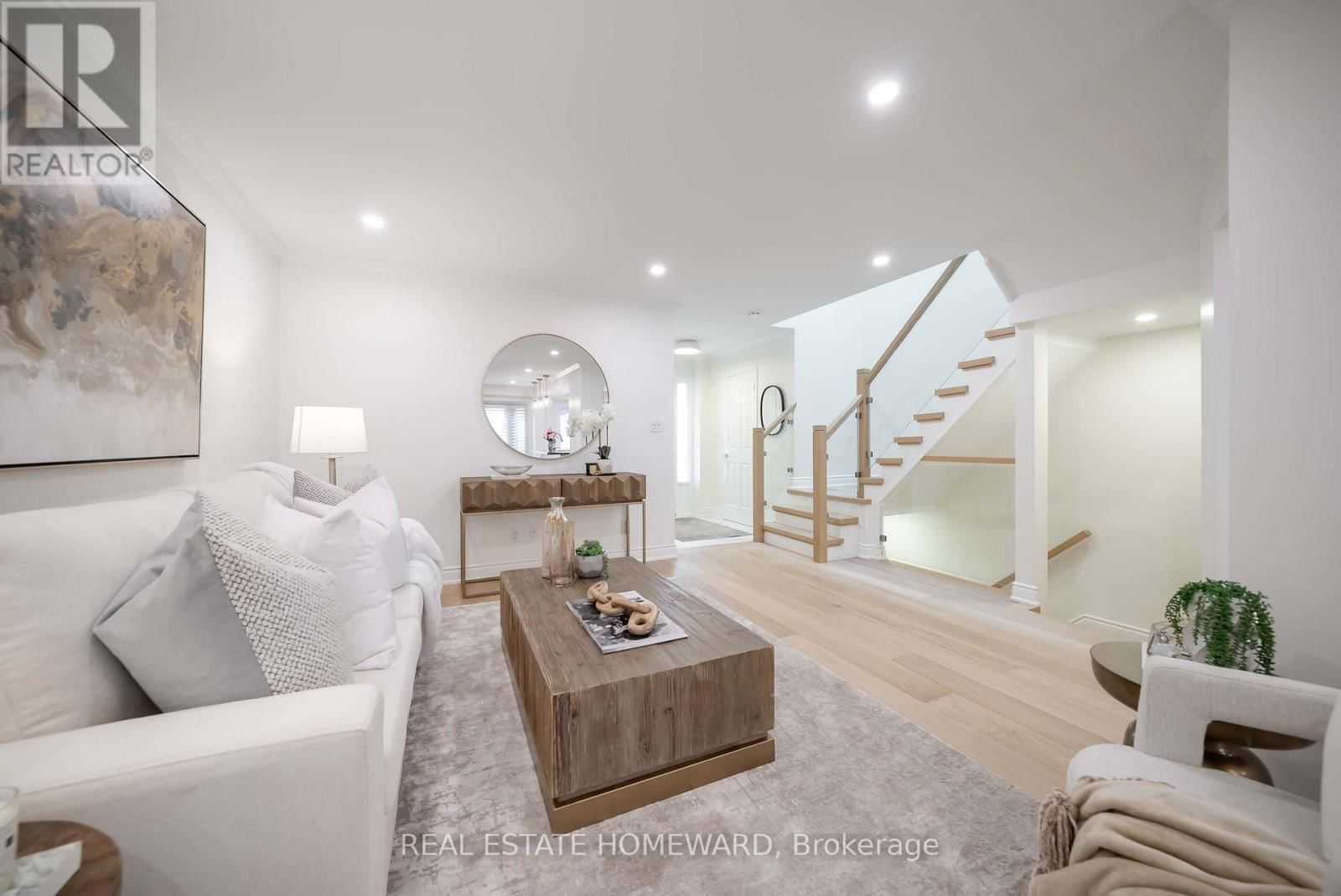 2 - 2314 MARINE DRIVE Image 7