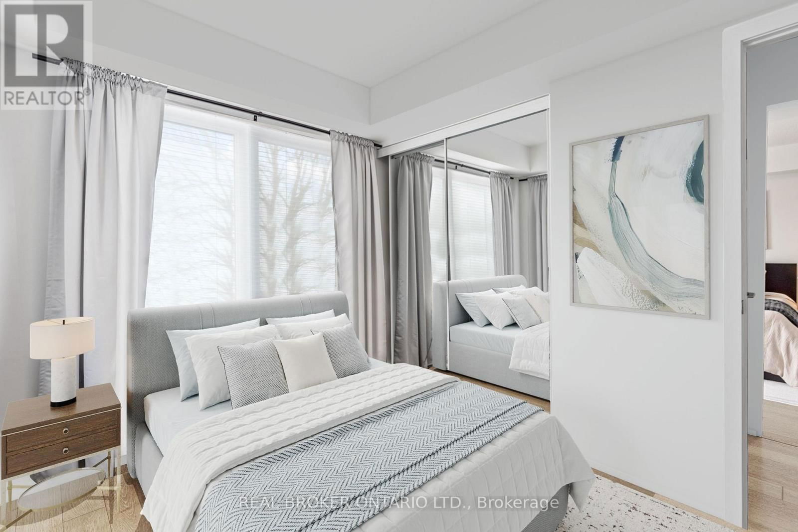 105 - 155 DOWNSVIEW PARK BOULEVARD Image 25