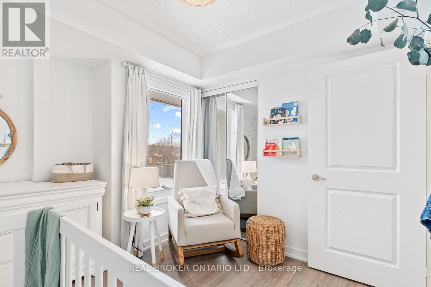 105 - 155 DOWNSVIEW PARK BOULEVARD Image 27