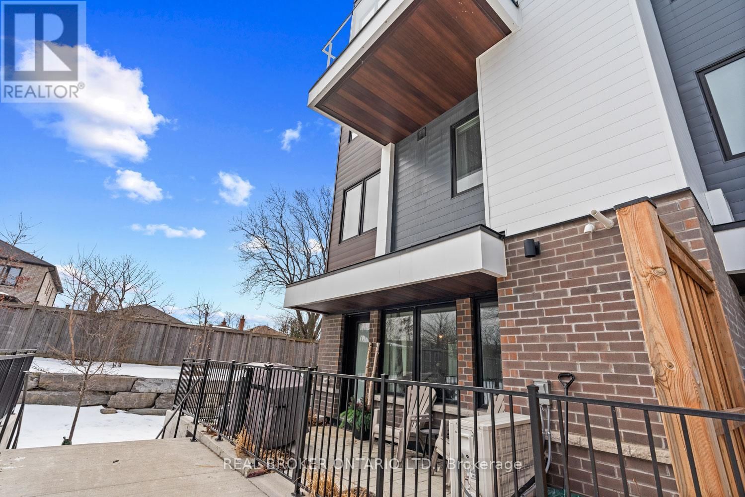 105 - 155 DOWNSVIEW PARK BOULEVARD Image 34