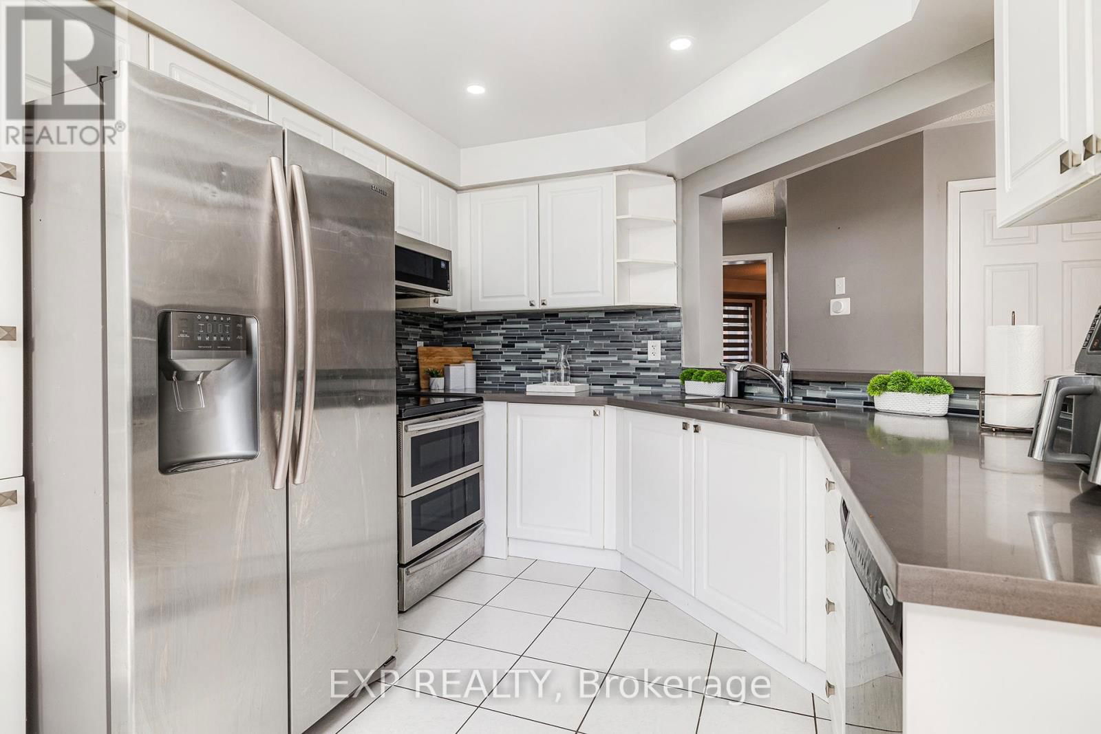 73 JESSOP DRIVE Image 10
