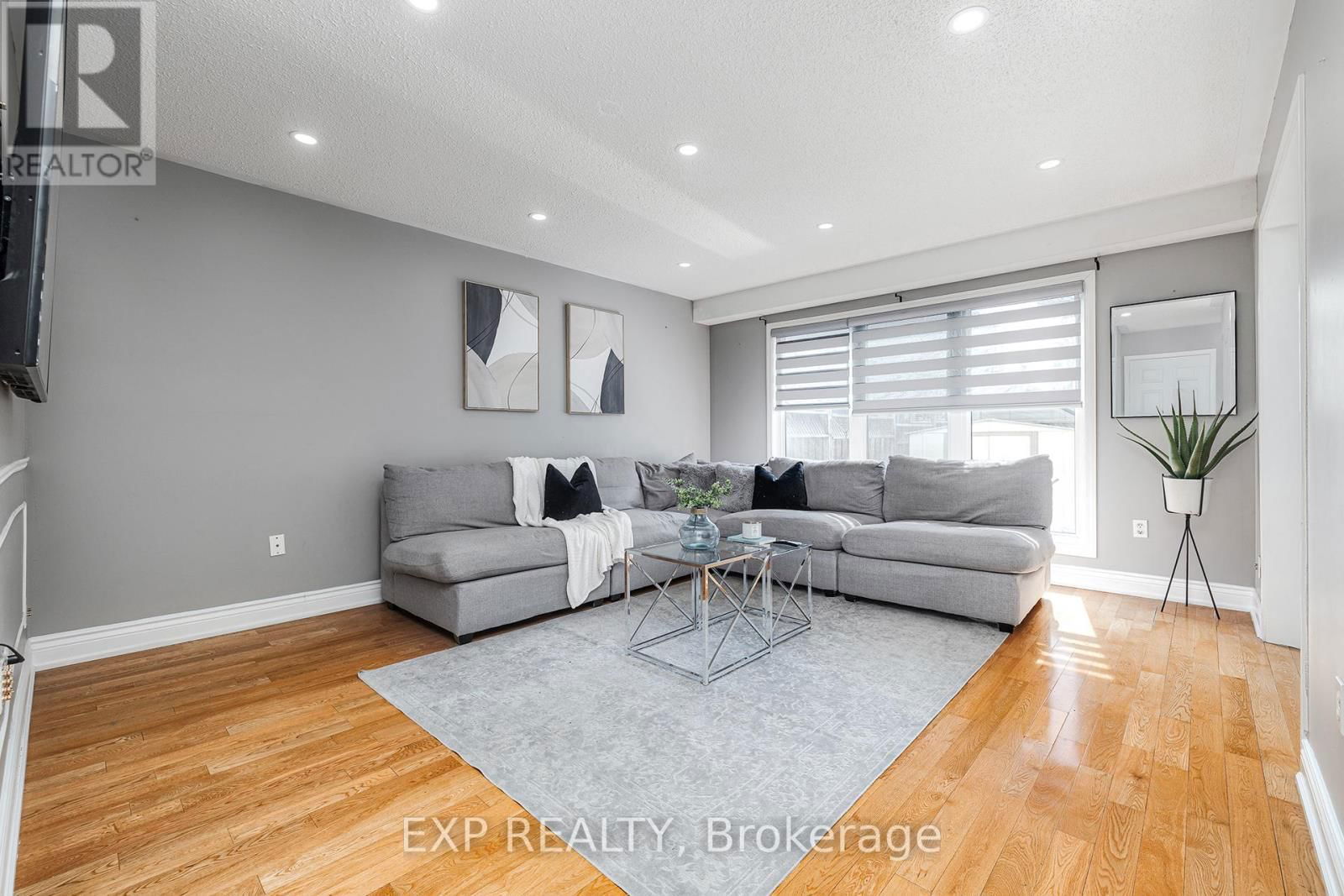 73 JESSOP DRIVE Image 5