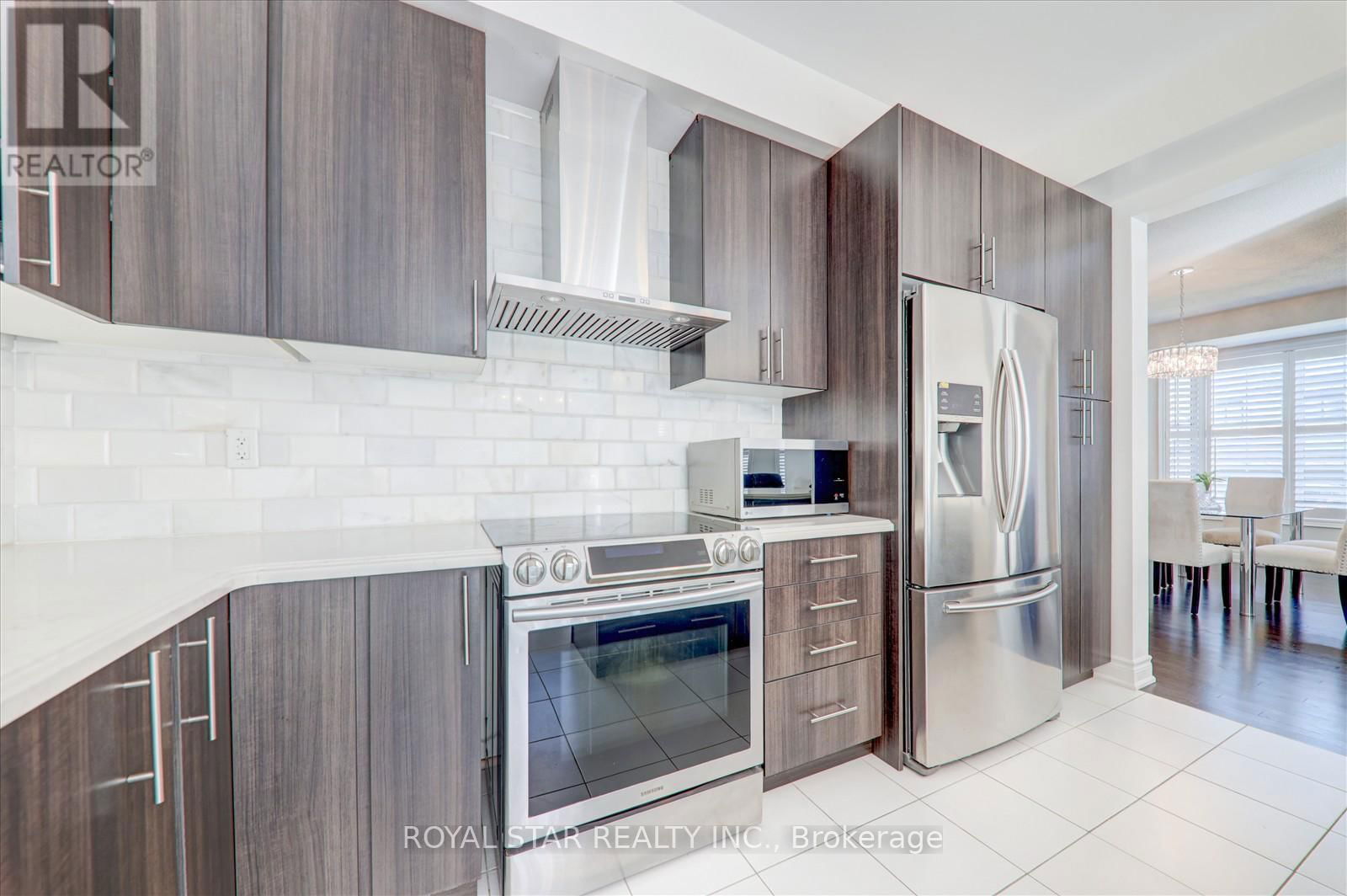 16 VETCH STREET Image 14