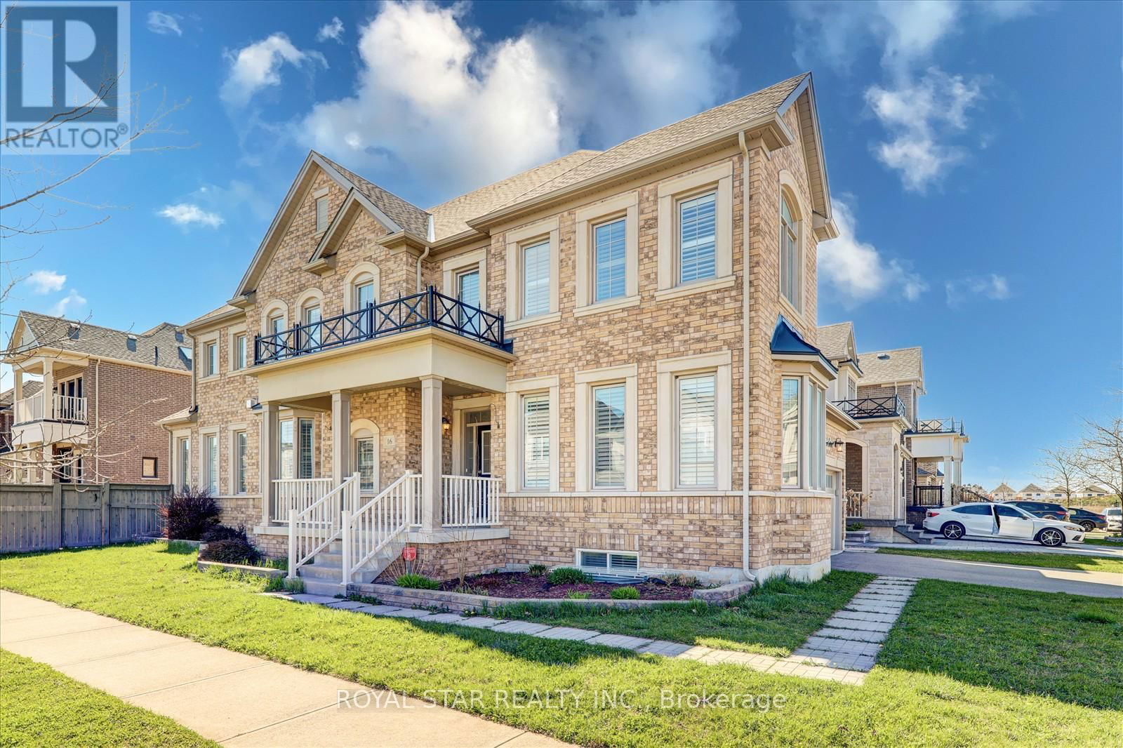 16 VETCH STREET Image 2