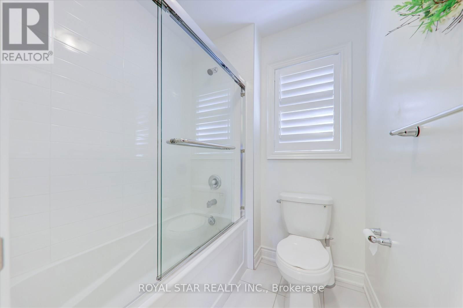16 VETCH STREET Image 26