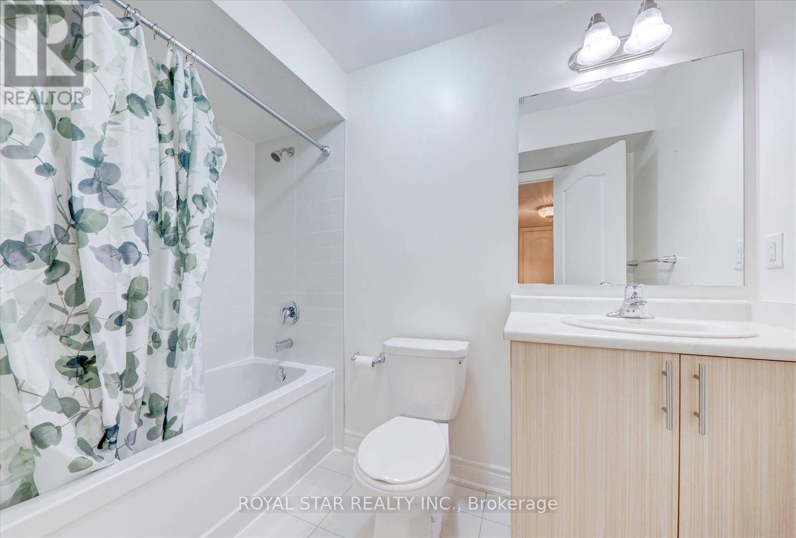 16 VETCH STREET Image 37