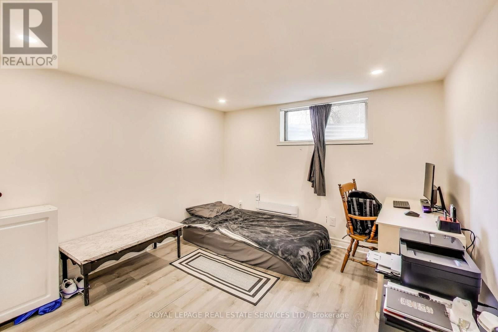 18 EWING STREET Image 27