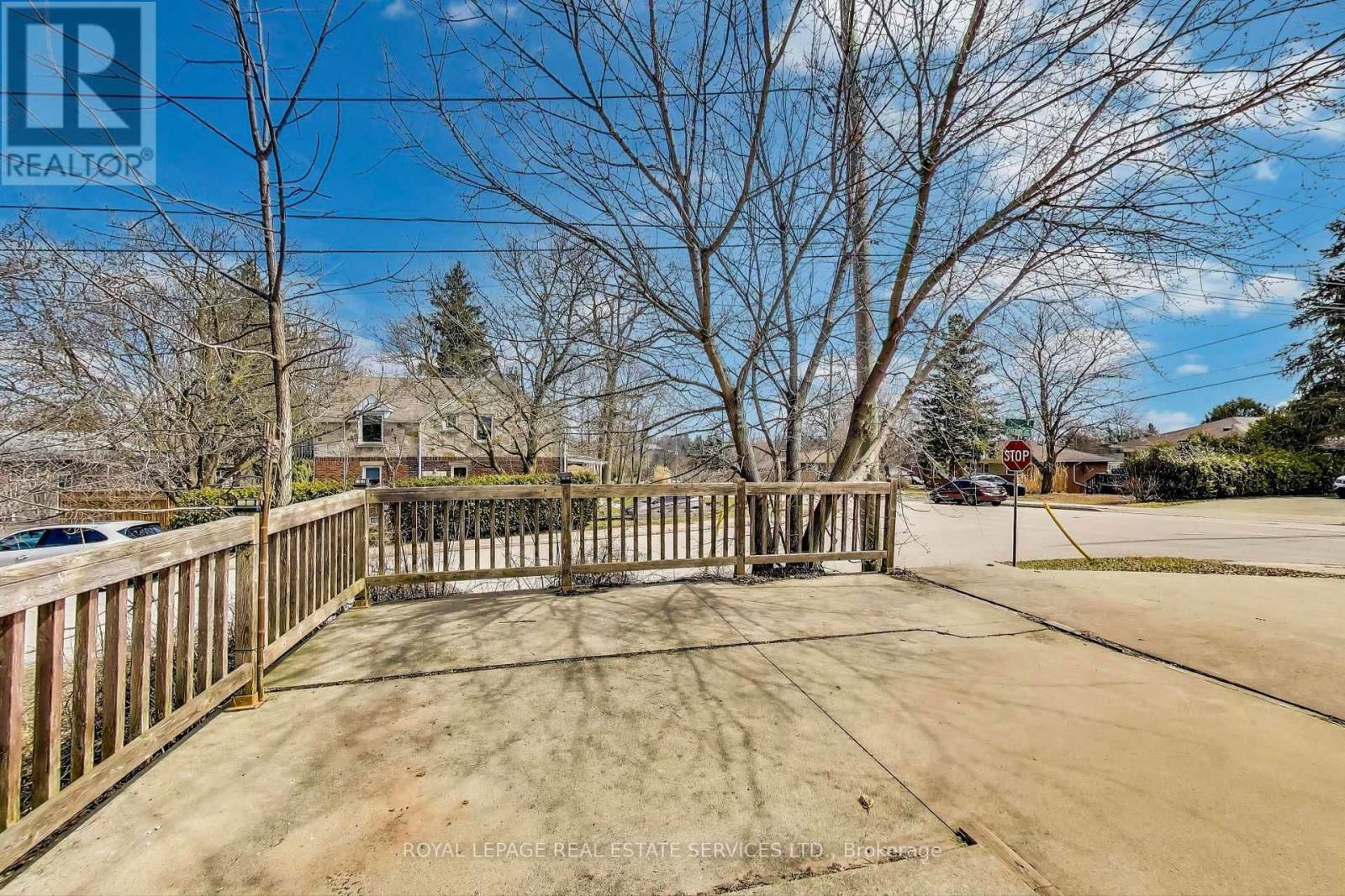 18 EWING STREET Image 37