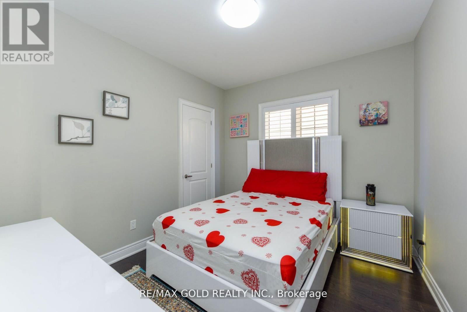 16 DAIRYMAID ROAD Image 22