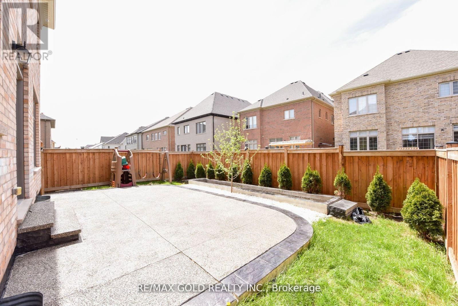 16 DAIRYMAID ROAD Image 34
