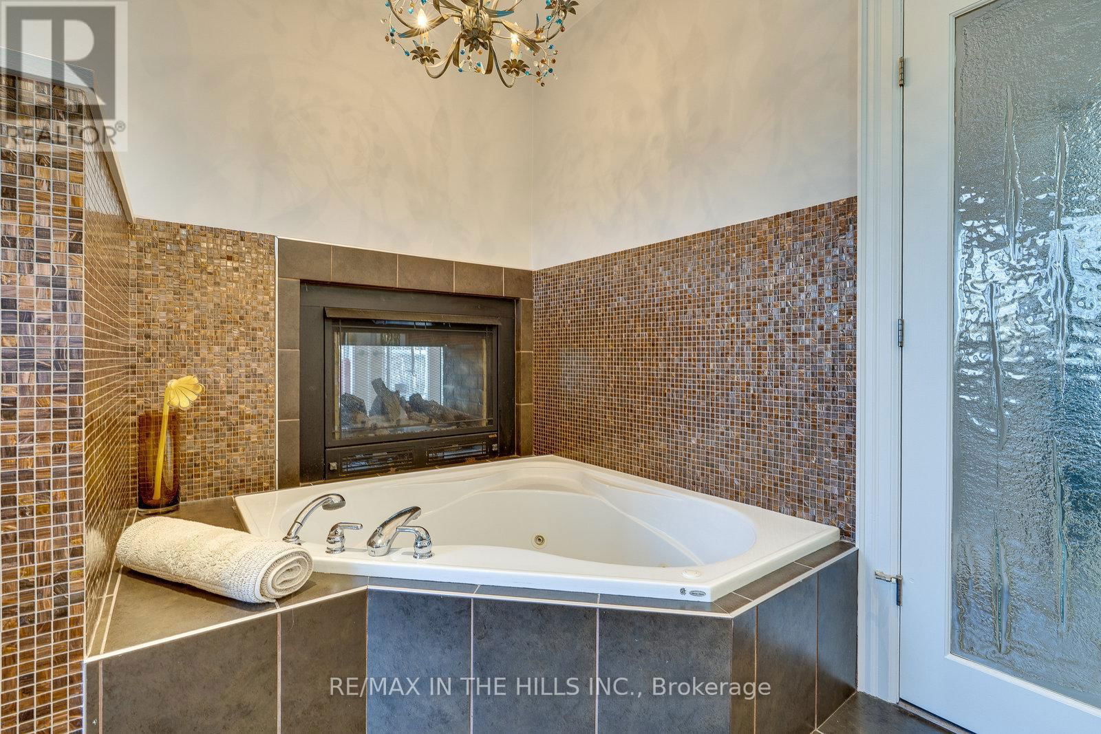 15357 MCLAUGHLIN ROAD Image 22
