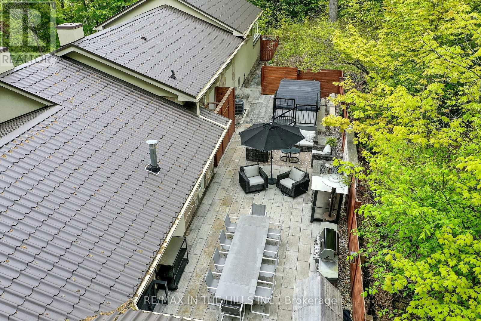15357 MCLAUGHLIN ROAD Image 32