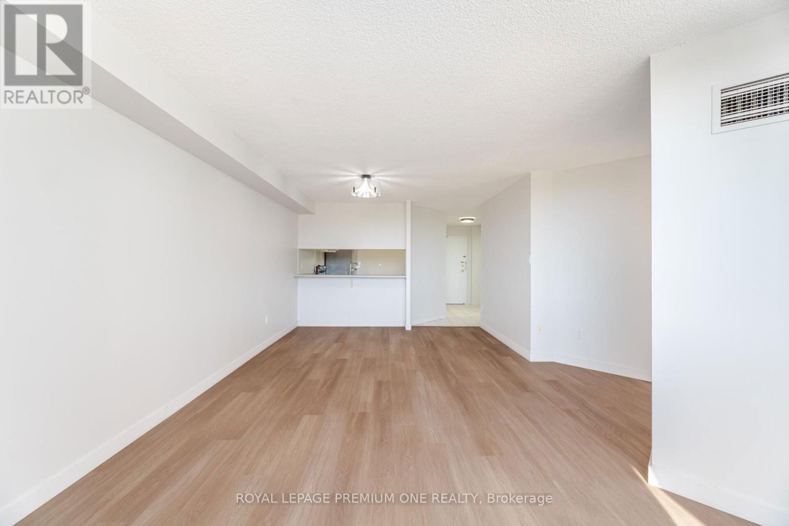 310 - 236 ALBION ROAD Image 15