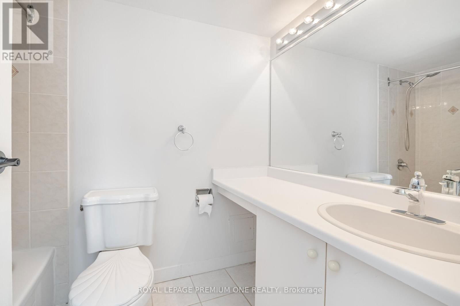 310 - 236 ALBION ROAD Image 31
