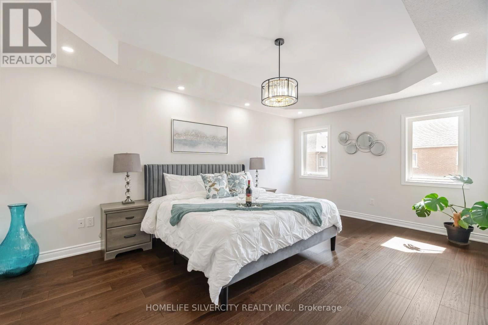80 SCOTCHMERE CRESCENT Image 21