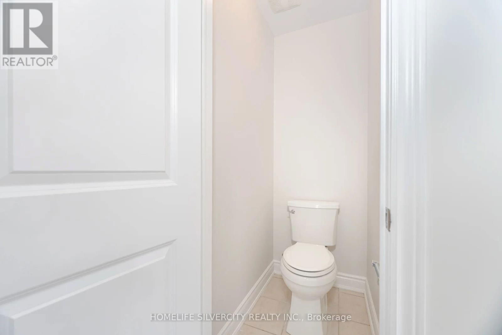 80 SCOTCHMERE CRESCENT Image 26