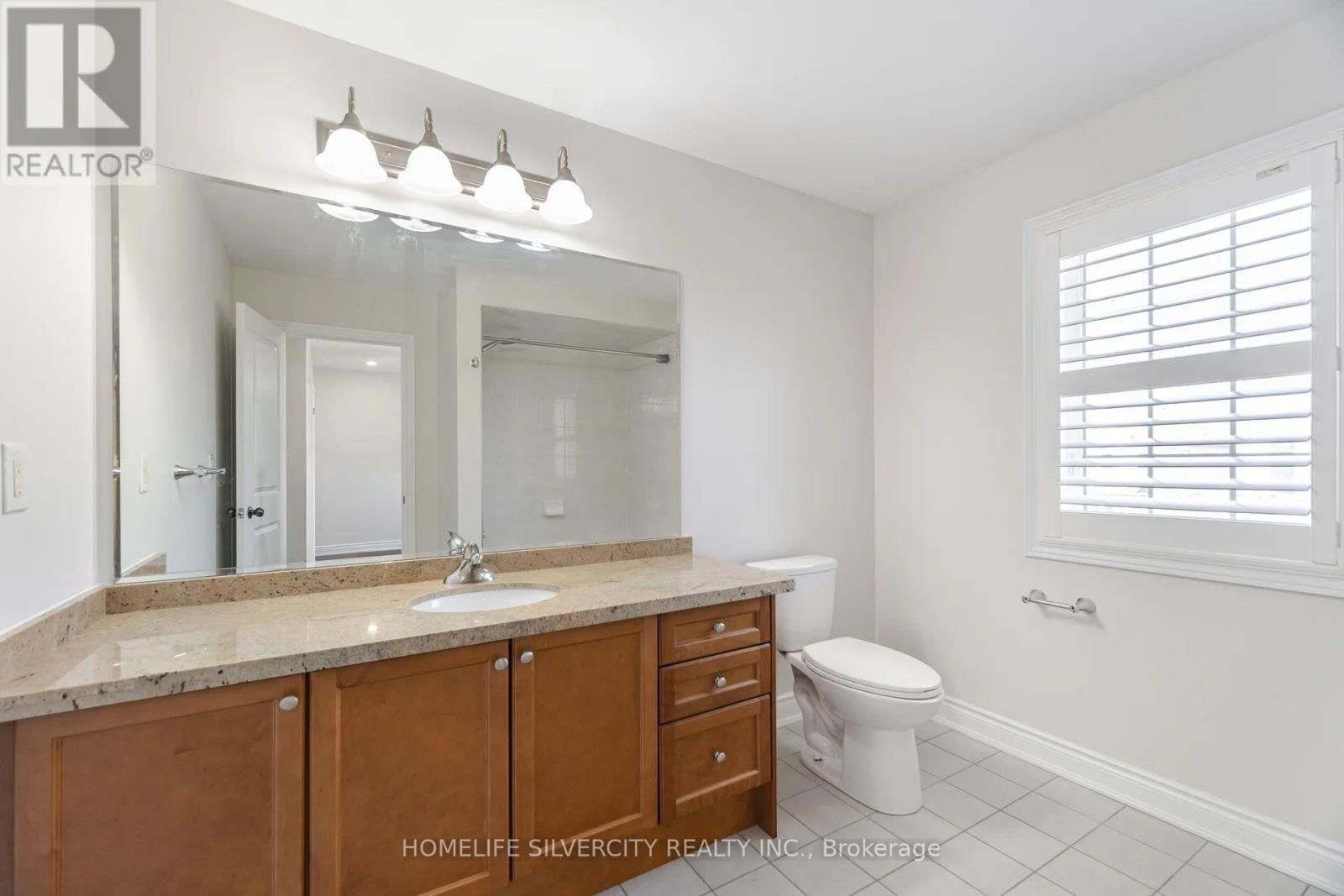 80 SCOTCHMERE CRESCENT Image 36
