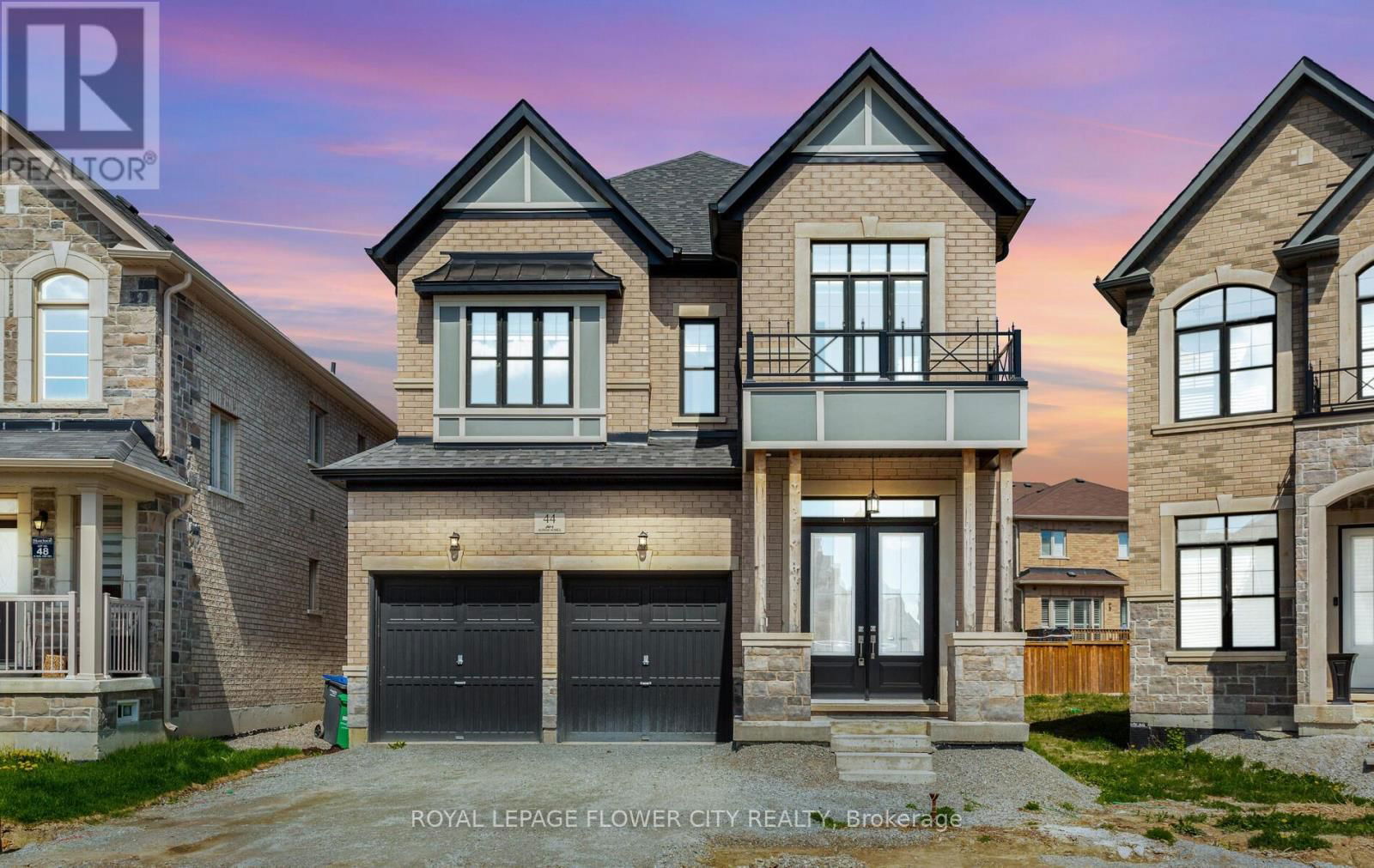44 ROYAL FERN CRESCENT Image 1
