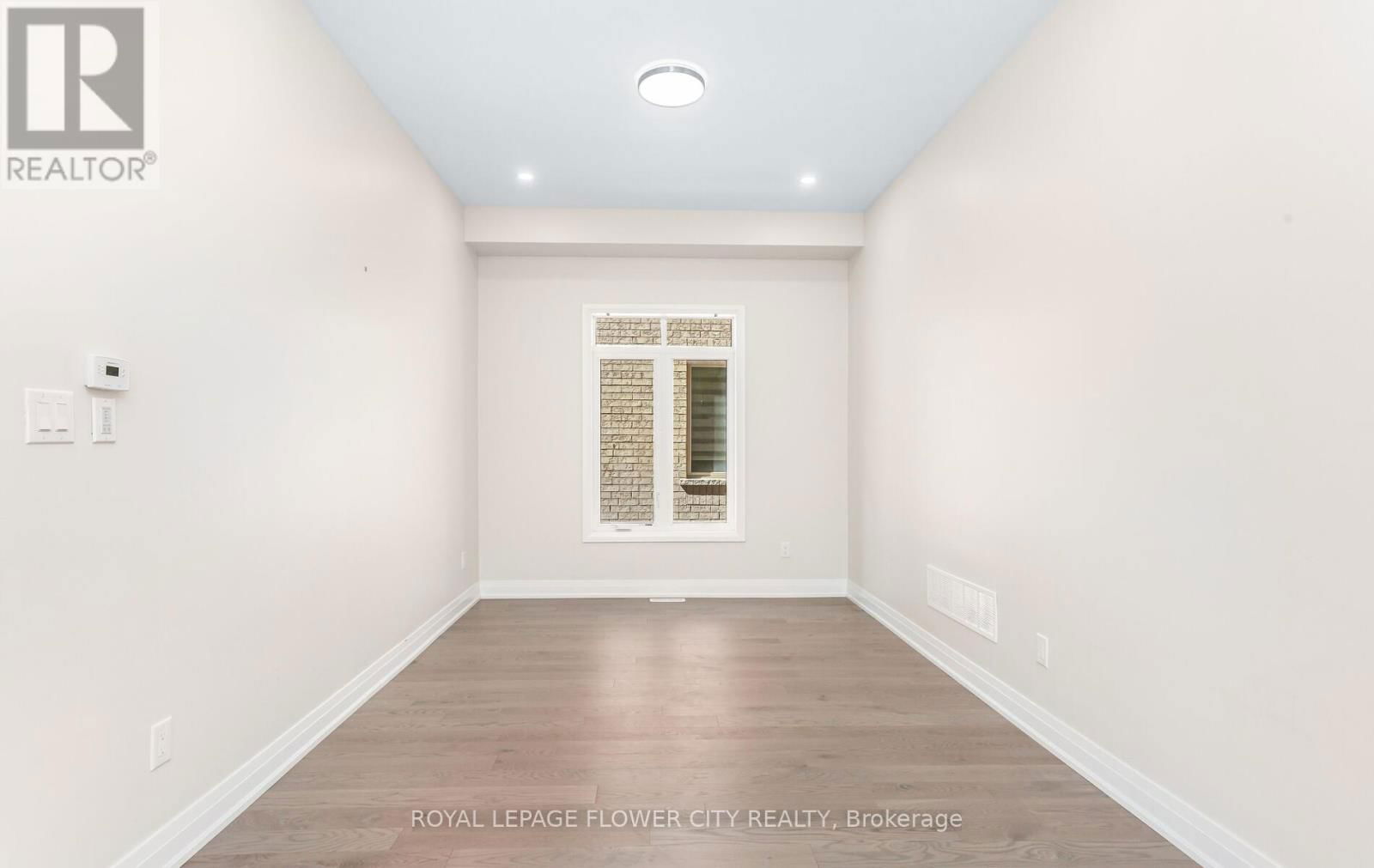 44 ROYAL FERN CRESCENT Image 12