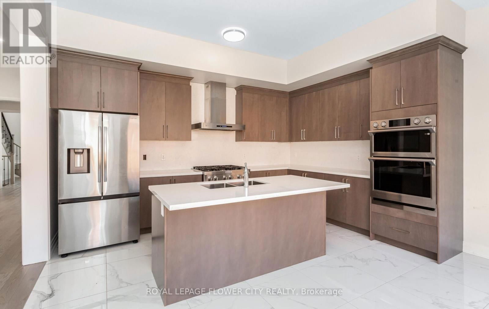 44 ROYAL FERN CRESCENT Image 21