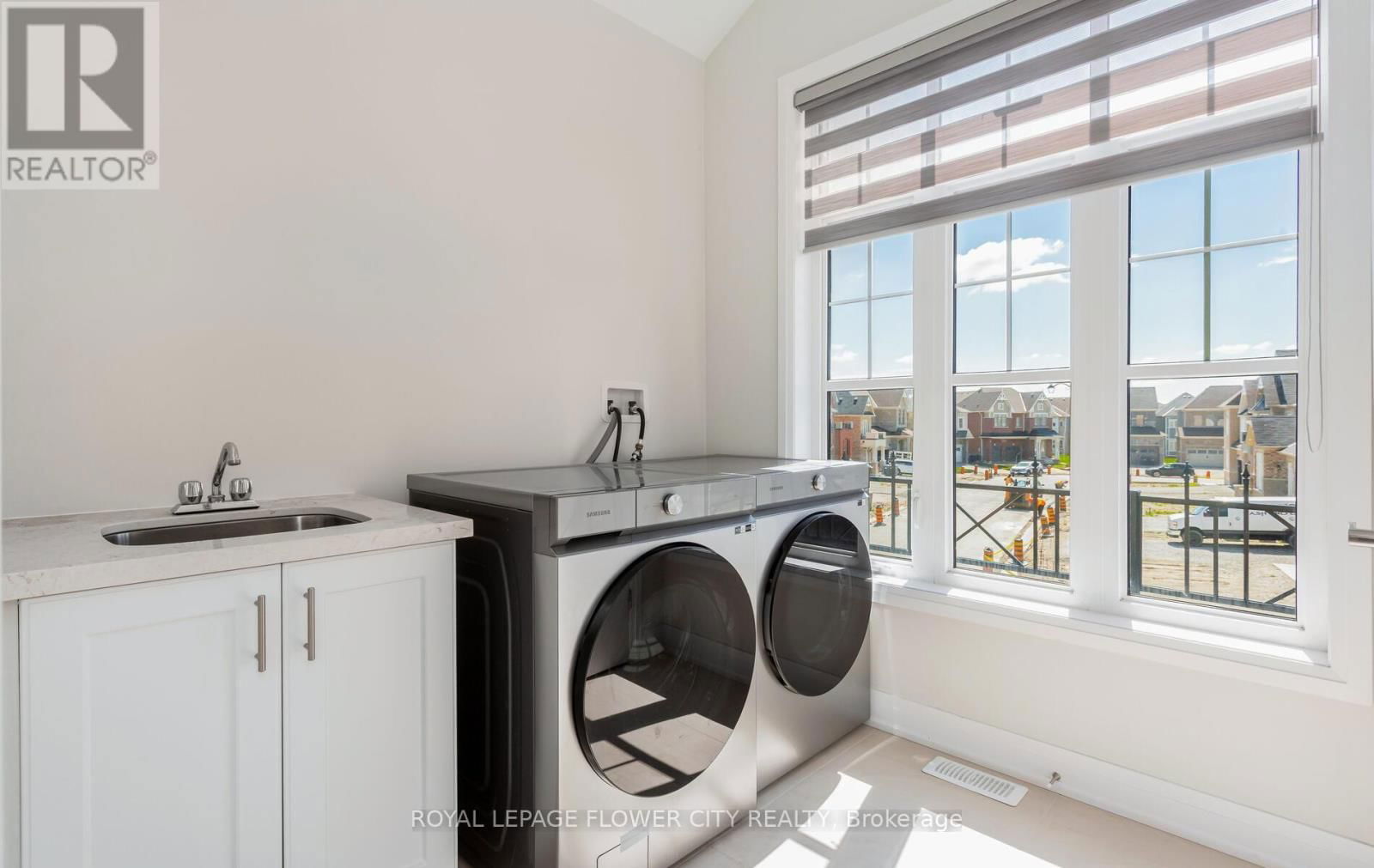 44 ROYAL FERN CRESCENT Image 41