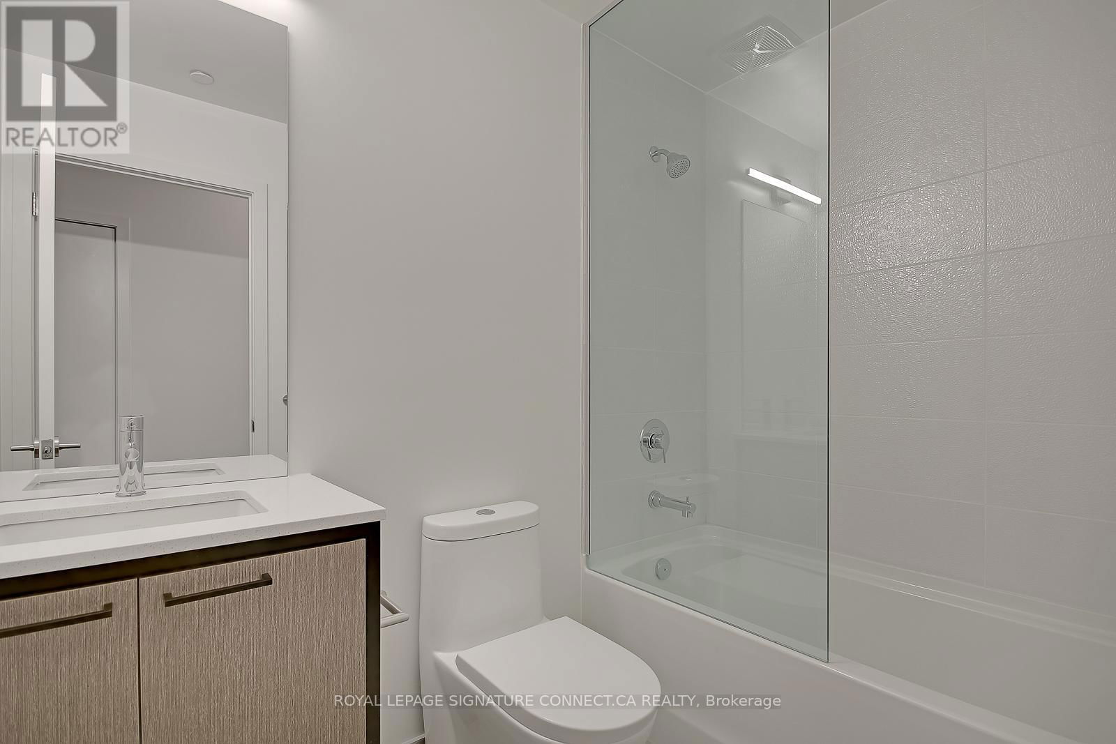 519 - 1808 ST CLAIR AVENUE WEST Image 4