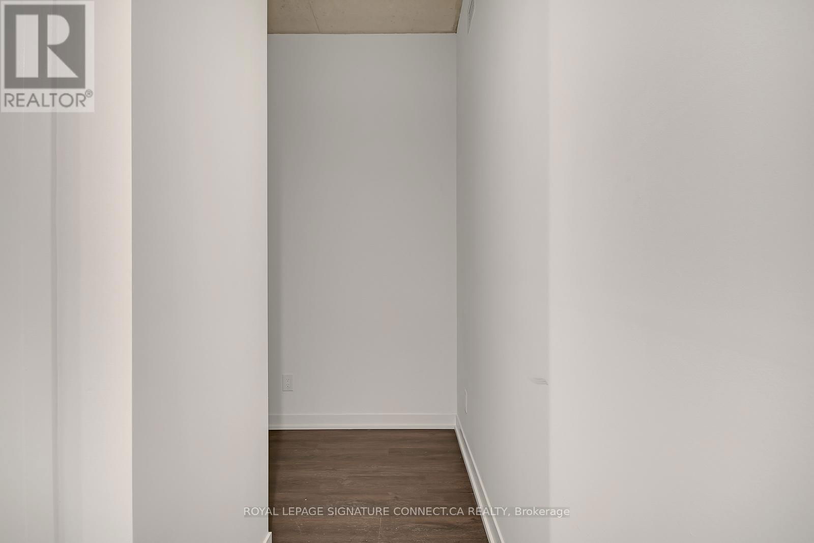 519 - 1808 ST CLAIR AVENUE WEST Image 6