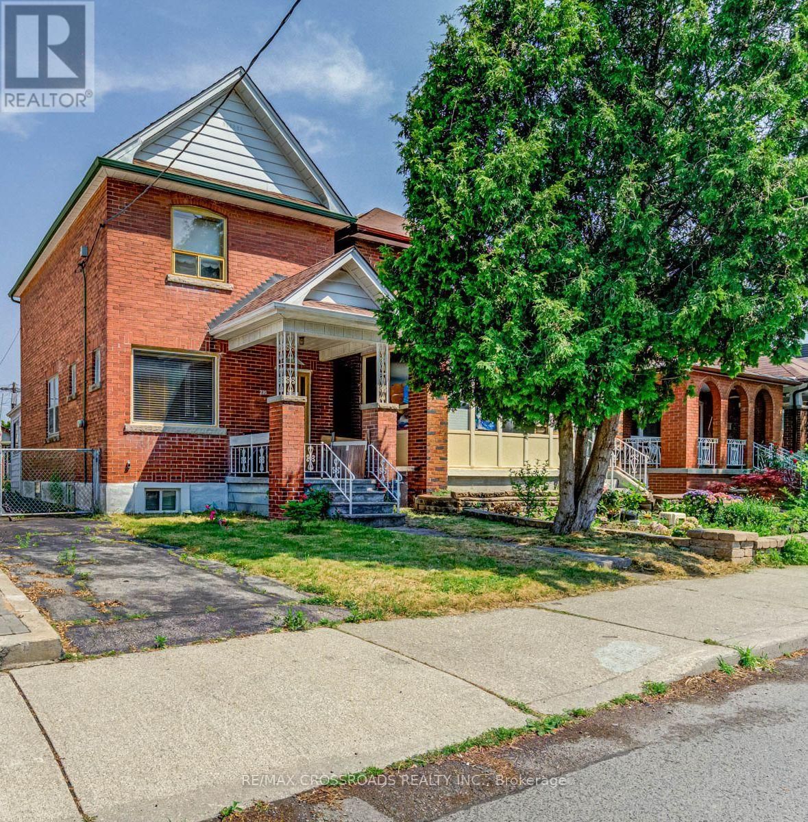 216 LIVINGSTONE AVENUE Image 1