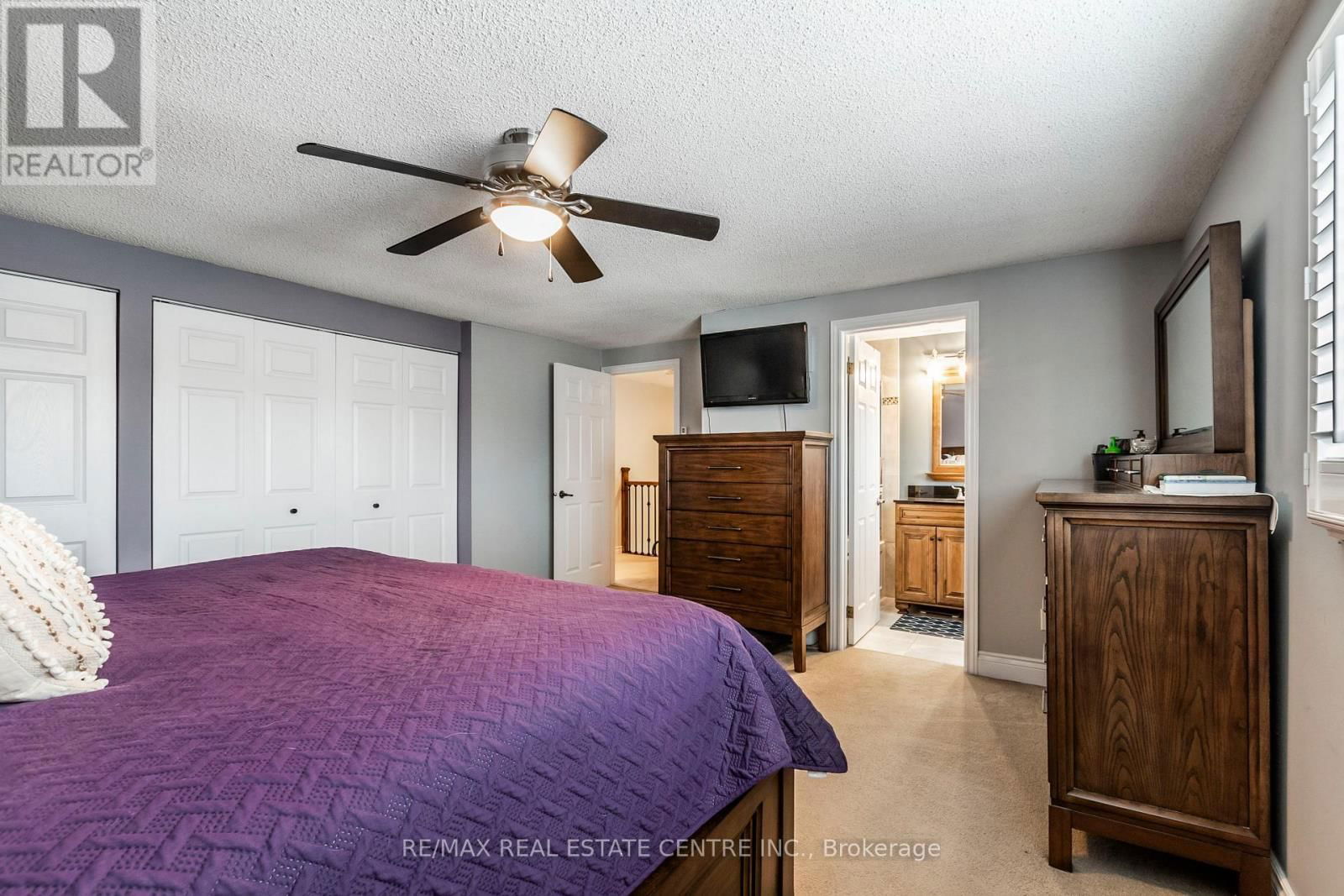 481 BELL STREET Image 19