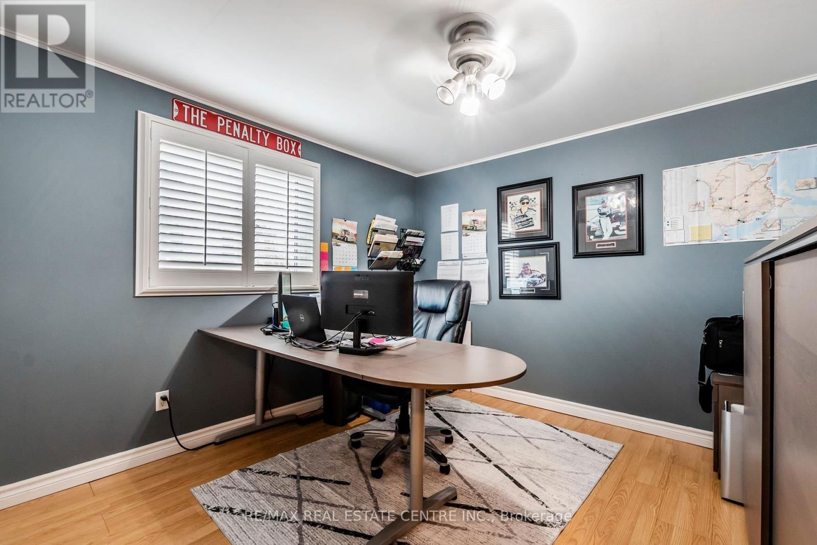 481 BELL STREET Image 22