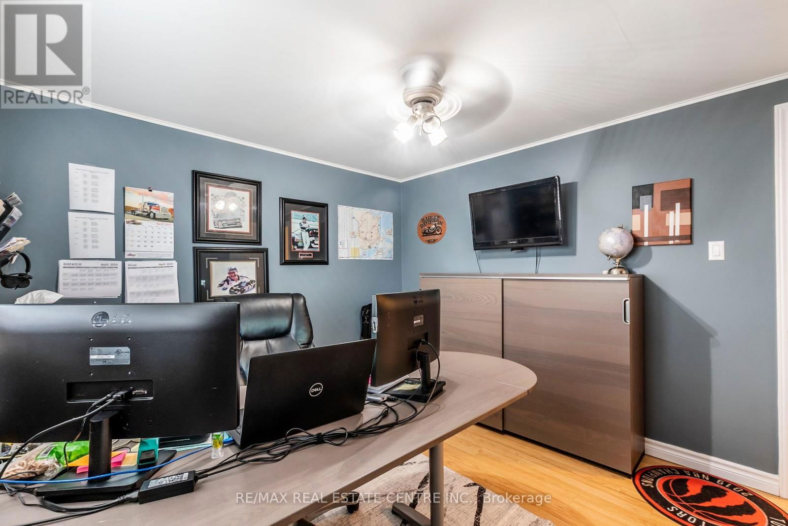 481 BELL STREET Image 23