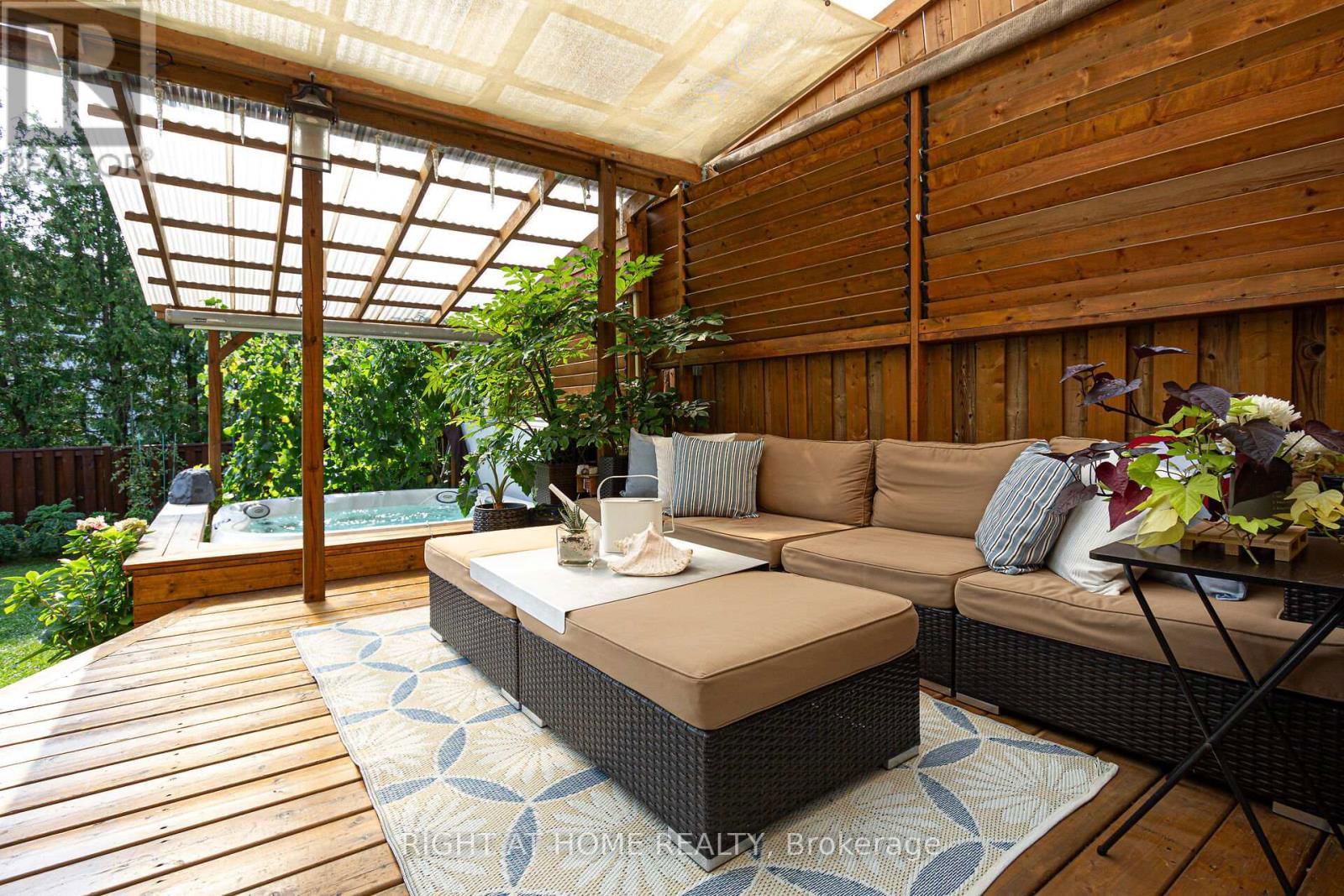 4302 HIGHGATE CRESCENT Image 17