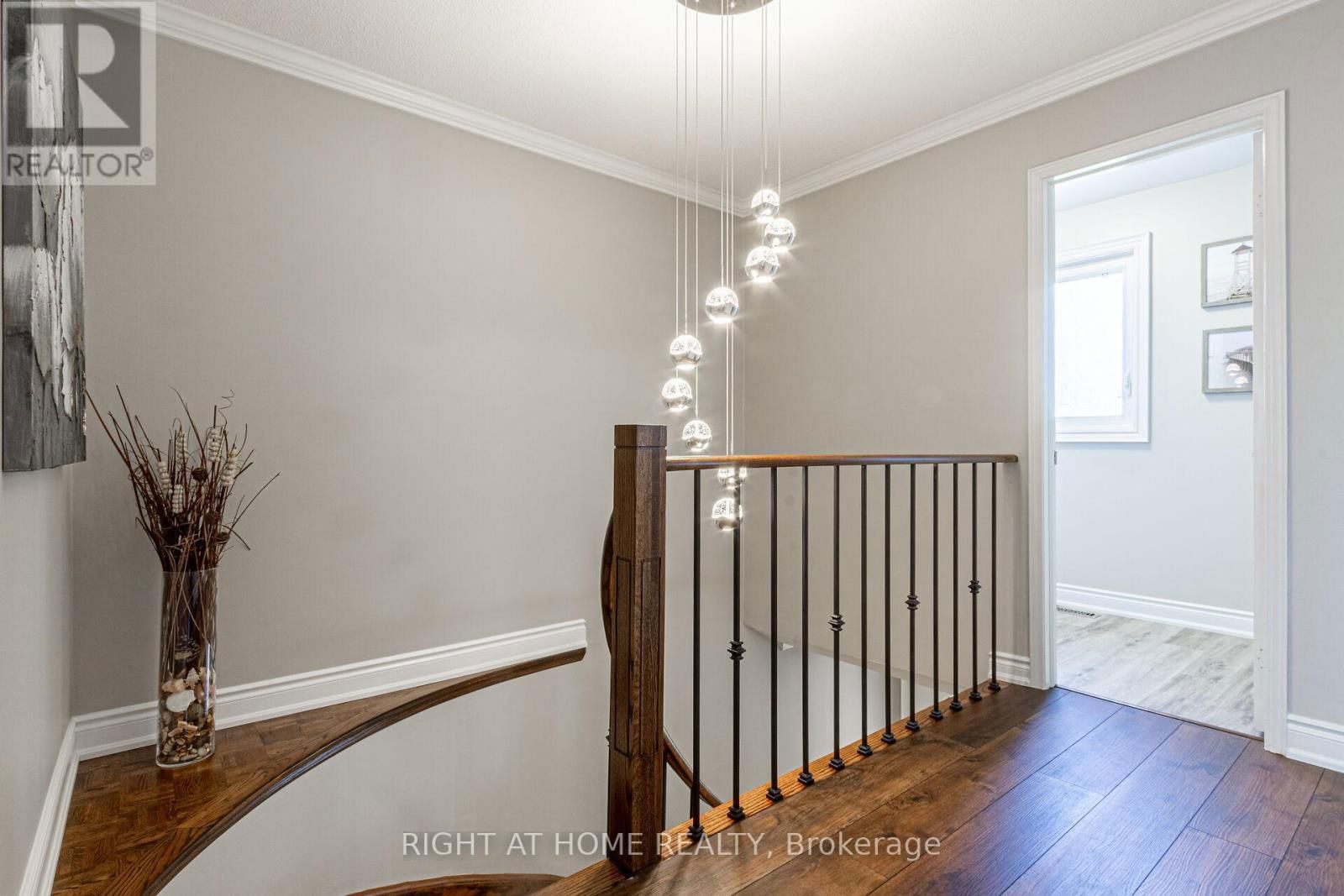 4302 HIGHGATE CRESCENT Image 27