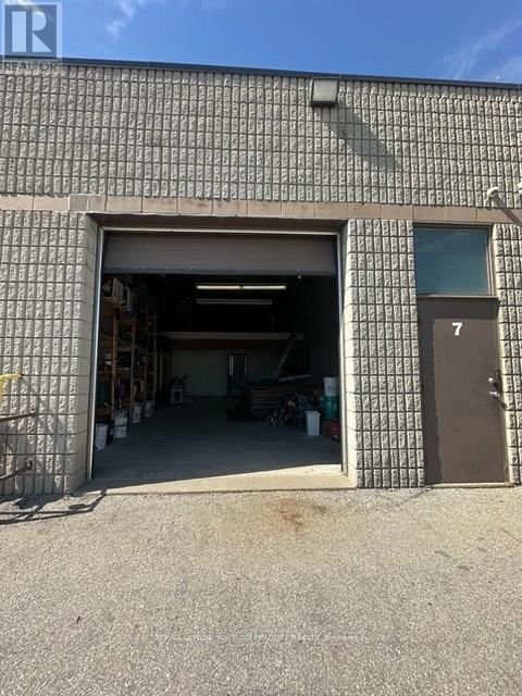 7 - 1080 TRISTAR DRIVE Image 15