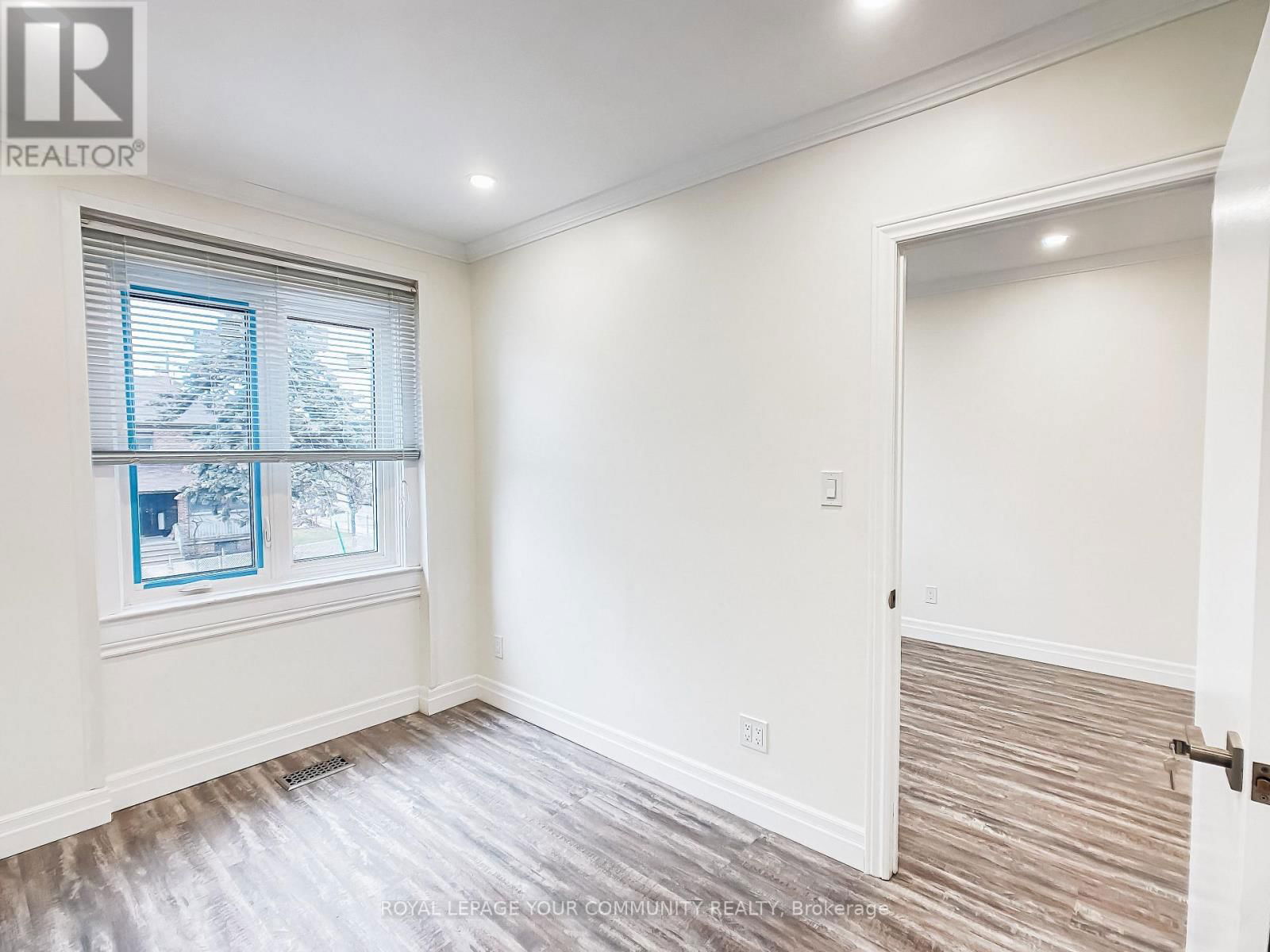 1623 KEELE STREET Image 20