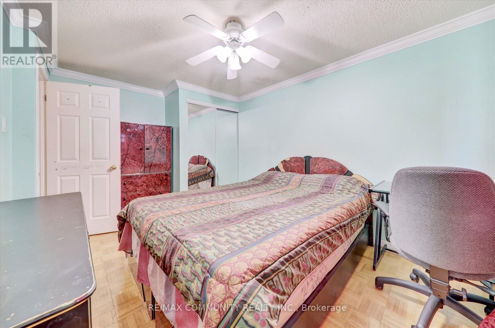 39 AUTUMN GLEN CIRCLE Image 23