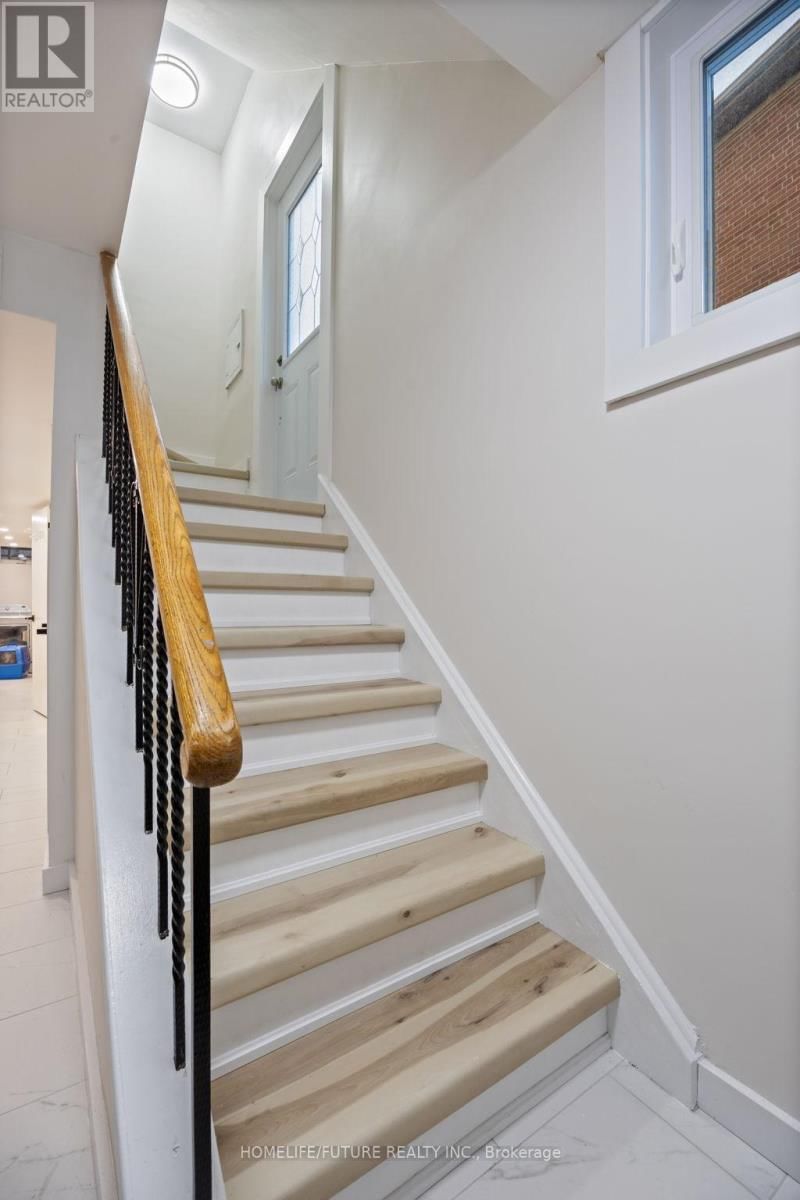 71 HAGAR AVENUE Image 28