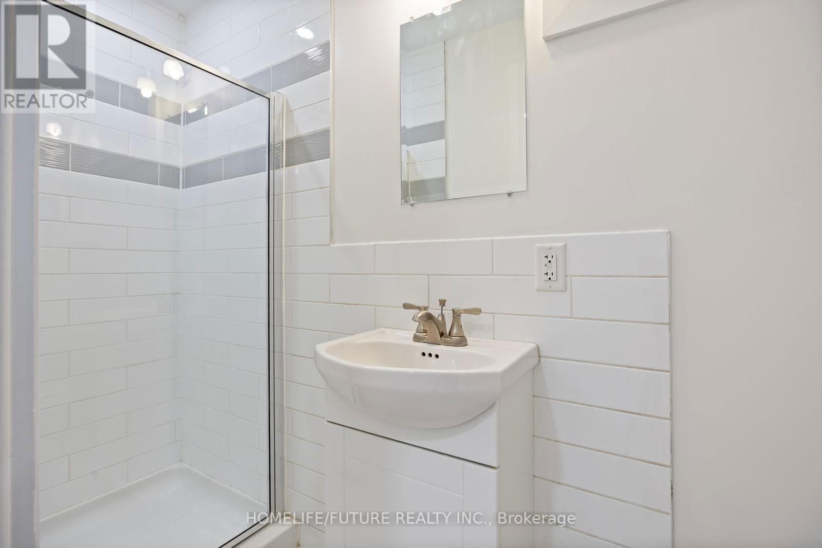 71 HAGAR AVENUE Image 35