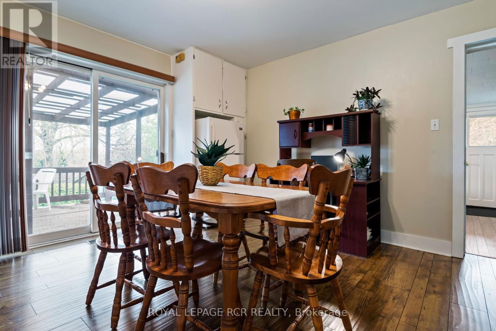 38 SECOND AVENUE Image 13
