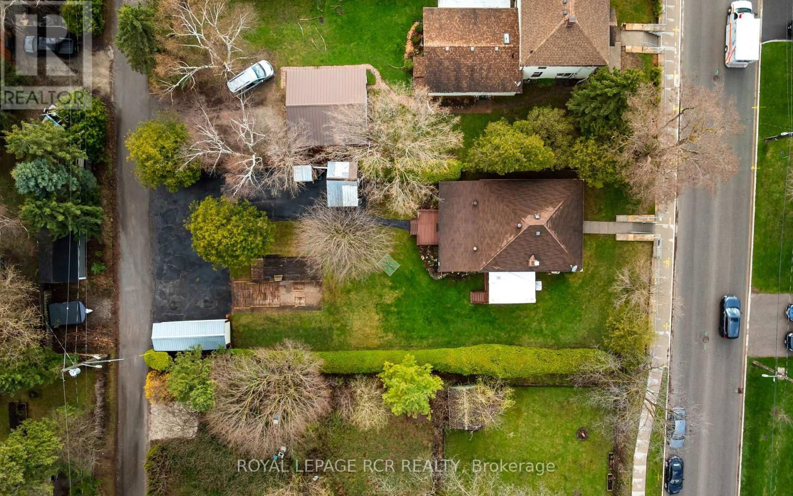 38 SECOND AVENUE Image 33