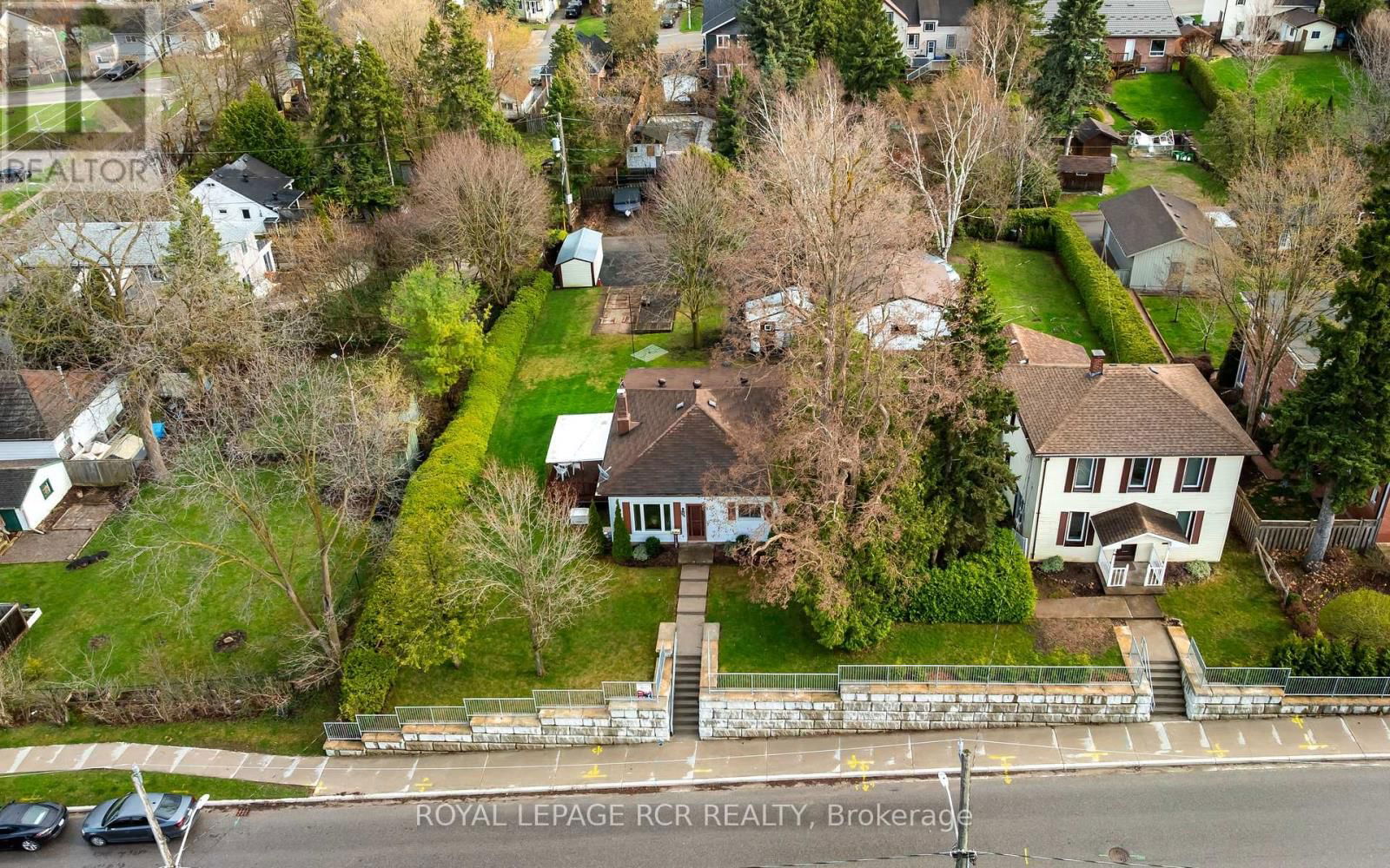 38 SECOND AVENUE Image 6