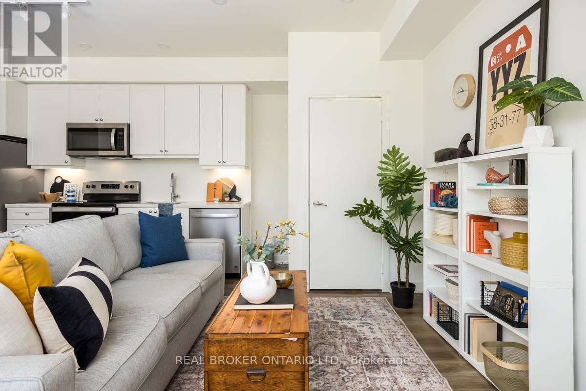 104 - 10 WILBY CRESCENT Image 1