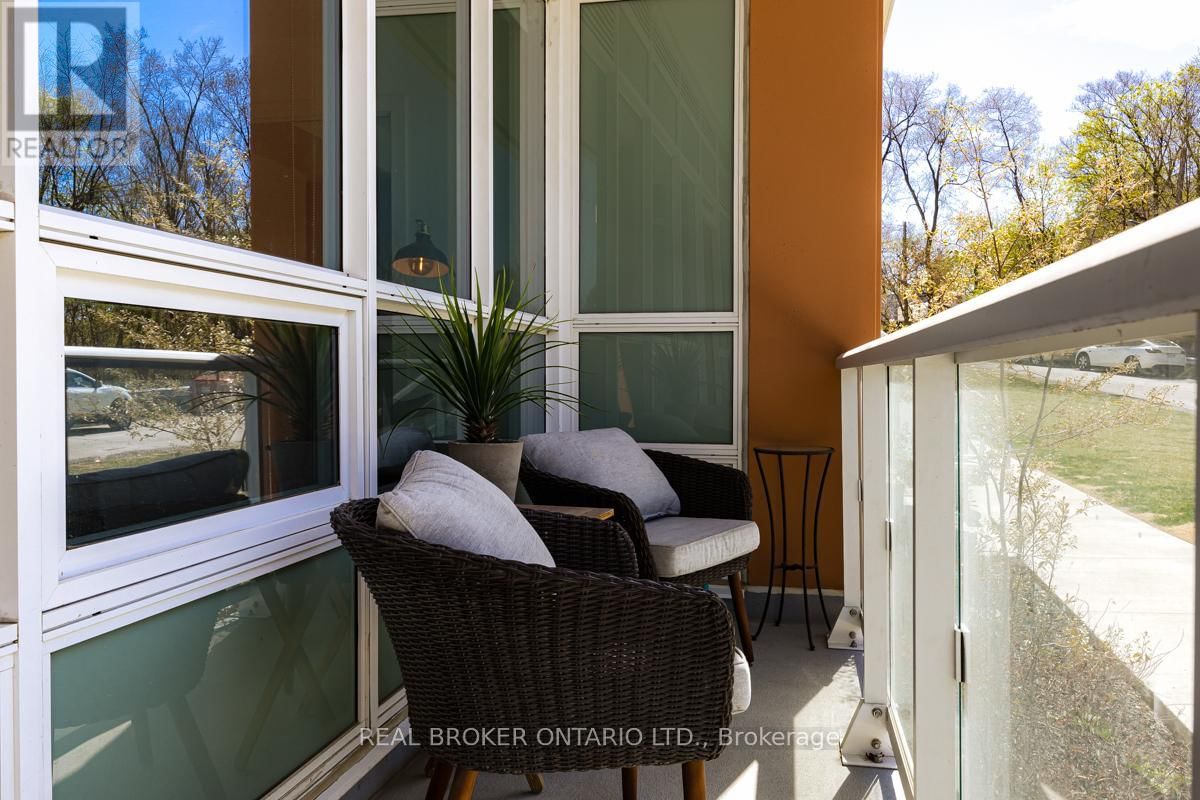 104 - 10 WILBY CRESCENT Image 12