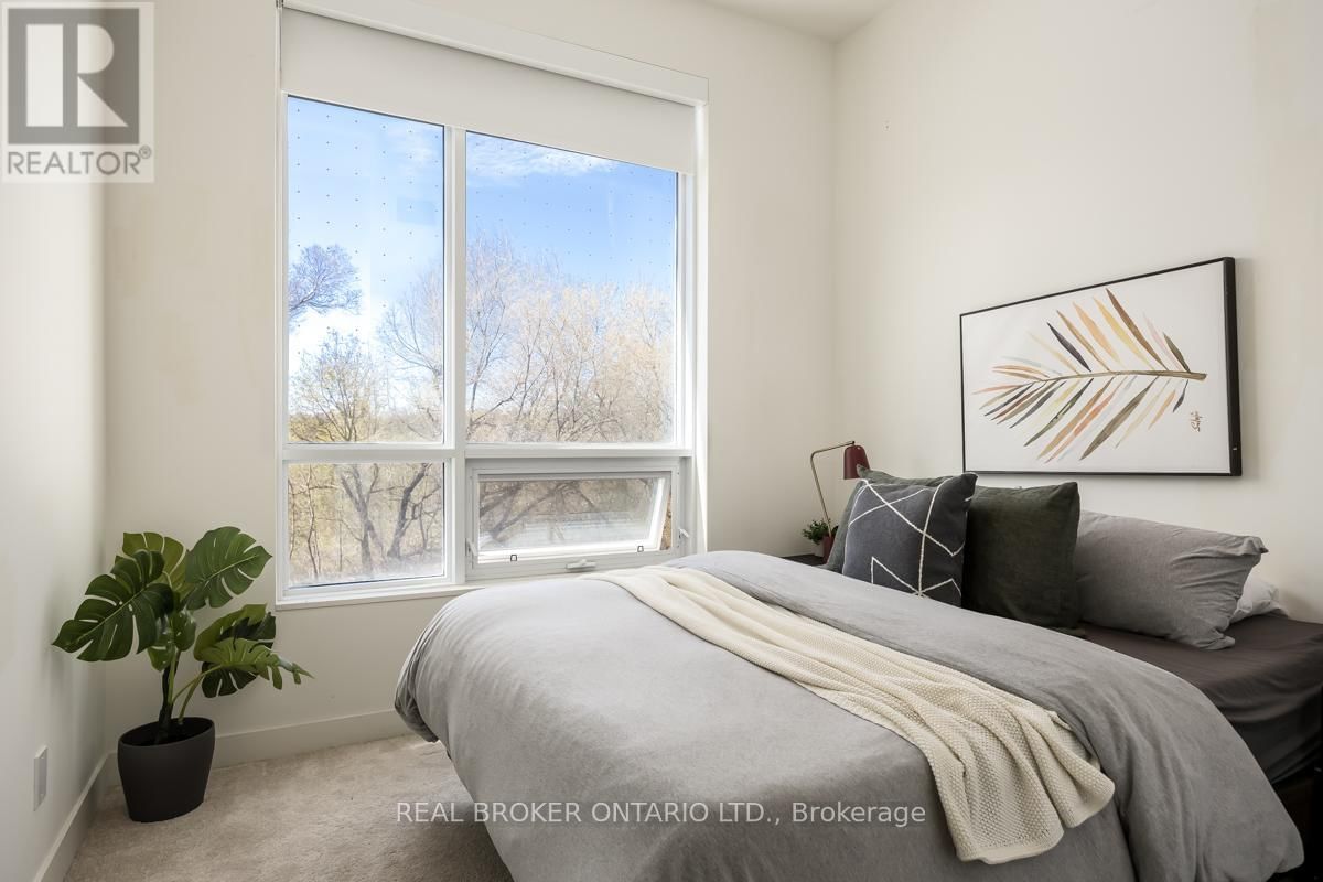 104 - 10 WILBY CRESCENT Image 9